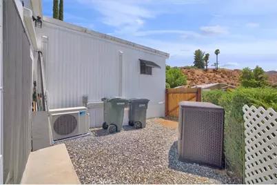 22780 Skylink, Canyon Lake, CA 92587 - Photo 34