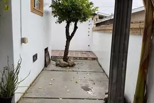 1688 N Avenue 52, Los Angeles, CA 90042 - Photo 10