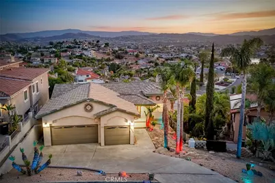 28856 Yosemite, Canyon Lake, CA 92587 - Photo 2