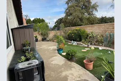 1114 Bottle Tree, Hemet, CA 92545 - Photo 20