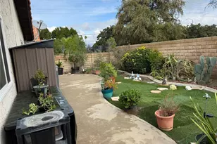 1114 Bottle Tree, Hemet, CA 92545 - Photo 20