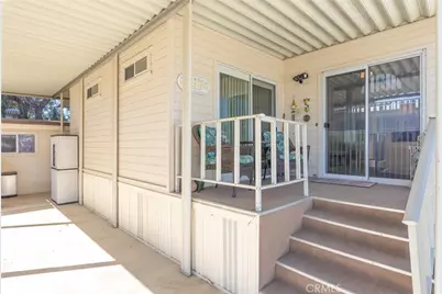 924 Acorn, San Jacinto, CA 92583 - Photo 6