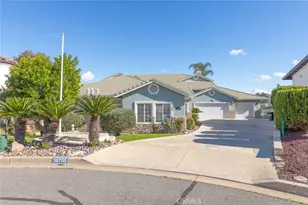 30700 Spyglass, Canyon Lake, CA 92587 - Photo 2