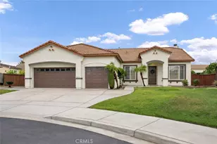 26714 Queen Ct, Murrieta, CA 92563 - Photo 2