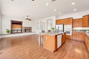 26714 Queen Ct, Murrieta, CA 92563 - Photo 14