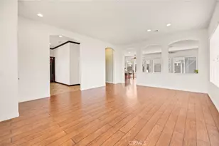 26714 Queen Ct, Murrieta, CA 92563 - Photo 8