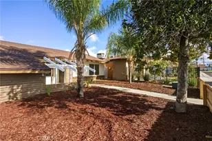 438 Gardenia Cir, Hemet, CA 92543 - Photo 2