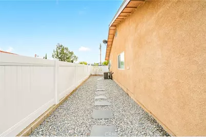 17528 Danbury, Hesperia, CA 92345 - Photo 56