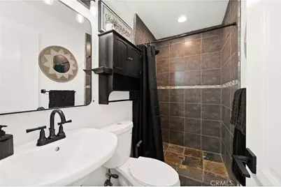 17528 Danbury, Hesperia, CA 92345 - Photo 44