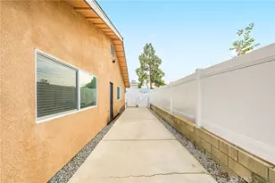 17528 Danbury, Hesperia, CA 92345 - Photo 54