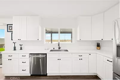 17528 Danbury, Hesperia, CA 92345 - Photo 18