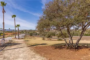 45400 Via Vaquero, Temecula, CA 92590 - Photo 42