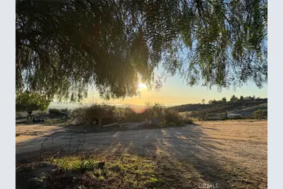 35125 Hobbiton, Hemet, CA 92544 - Photo 28