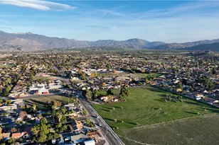 41699 Acacia Ave, Hemet, CA 92544 - Photo 4