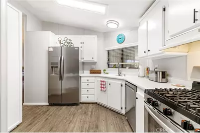 5001 W Florida Avenue #305, Hemet, CA 92545 - Photo 16