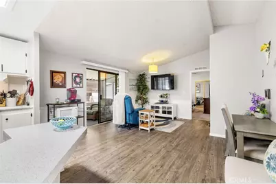 5001 W Florida Avenue #305, Hemet, CA 92545 - Photo 18