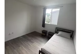 720 W Cherry St, Compton, CA 90222 - Photo 10