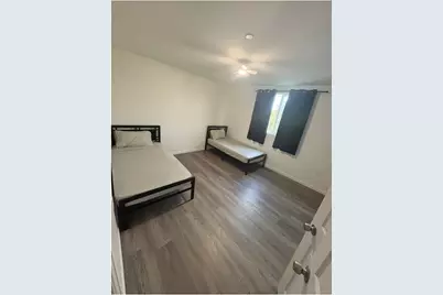 720 W Cherry Street, Compton, CA 90222 - Photo 16