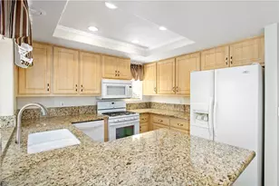 40412 Via Amapola, Murrieta, CA 92562 - Photo 10