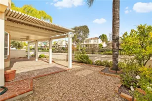 40412 Via Amapola, Murrieta, CA 92562 - Photo 32