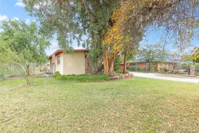 40640 Pixie, Hemet, CA 92544 - Photo 8