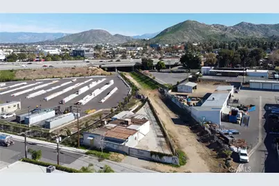 2710 Durahart, Riverside, CA 92507 - Photo 2