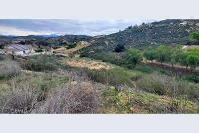 32480 Crooked Arrow Drive, Wildomar, CA 92595 - Photo 2