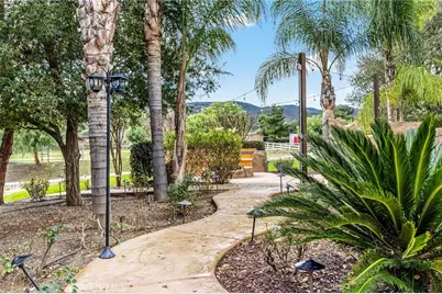 25701 Bay Meadows, Murrieta, CA 92562 - Photo 58