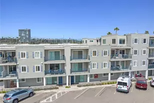 1202 N Pacific, Oceanside, CA 92054 - Photo 2