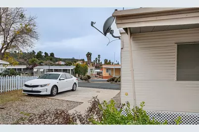 44725 E Florida Avenue #56, Hemet, CA 92544 - Photo 4