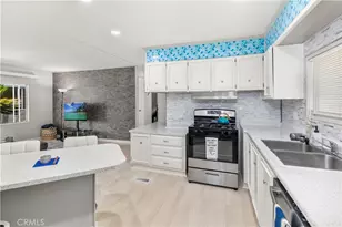 881 Lake St, Hemet, CA 92544 - Photo 4