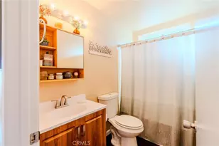 15543 Garnet Ct, Fontana, CA 92337 - Photo 16