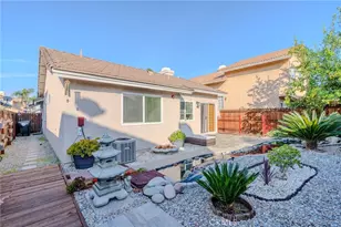 15543 Garnet Ct, Fontana, CA 92337 - Photo 32