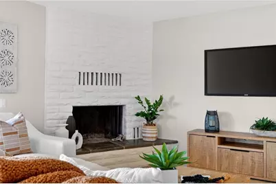 358 Sunrise Circle, Vista, CA 92084 - Photo 6