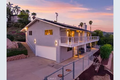 358 Sunrise Circle, Vista, CA 92084 - Photo 2