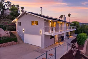 358 Sunrise Cir, Vista, CA 92084 - Photo 2