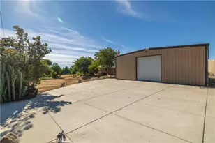 24067 Longview Ln, Menifee, CA 92585 - Photo 22