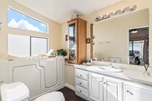 27250 Murrieta Road, Menifee, CA 92586 - Photo 24