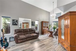 39784 Via Careza, Murrieta, CA 92563 - Photo 10