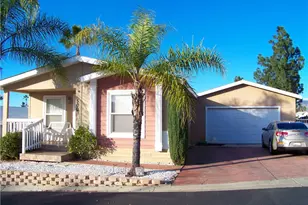 500 Bahama, Hemet, CA 92543 - Photo 1