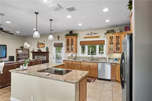 19315 Avenida Cordoba, Murrieta, CA 92562 - Photo 32