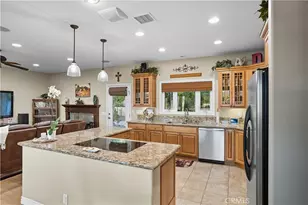 19315 Avenida Cordoba, Murrieta, CA 92562 - Photo 32