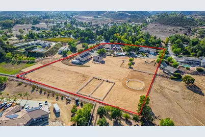 19315 Avenida Cordoba, Murrieta, CA 92562 - Photo 8