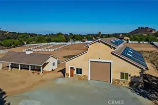 19315 Avenida Cordoba, Murrieta, CA 92562 - Photo 4