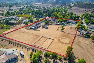 19315 Avenida Cordoba, Murrieta, CA 92562 - Photo 8