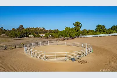 19315 Avenida Cordoba, Murrieta, CA 92562 - Photo 58