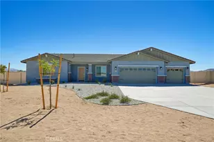 14873 Desert Lily Ct, Apple Valley, CA 92307 - Photo 2
