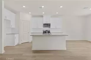 14857 Desert Lily Ct, Apple Valley, CA 92307 - Photo 2