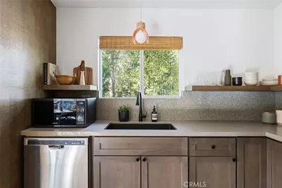 26287 Lake Forest Drive, Twin Peaks, CA 92391 - Photo 18