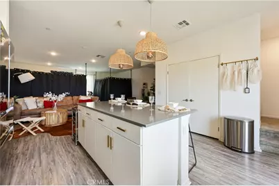 5240 Beachfront Cove #89, San Diego, CA 92154 - Photo 6